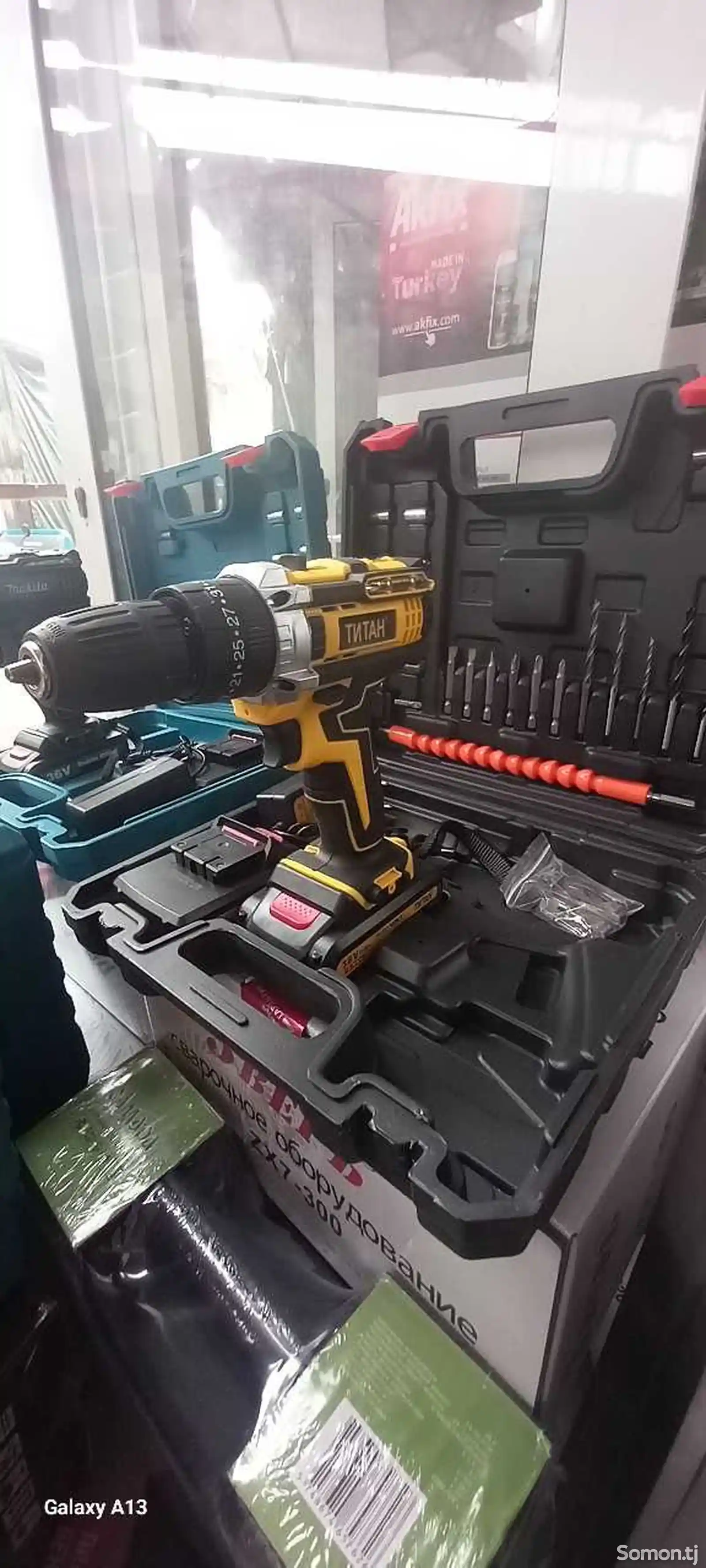 Шуруповерт Makita-2