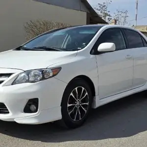 Toyota Corolla, 2013