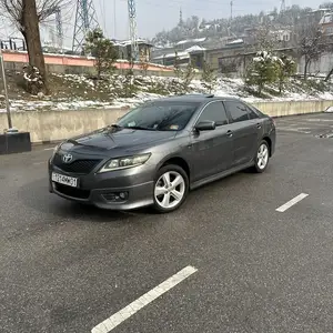 Toyota Camry, 2011