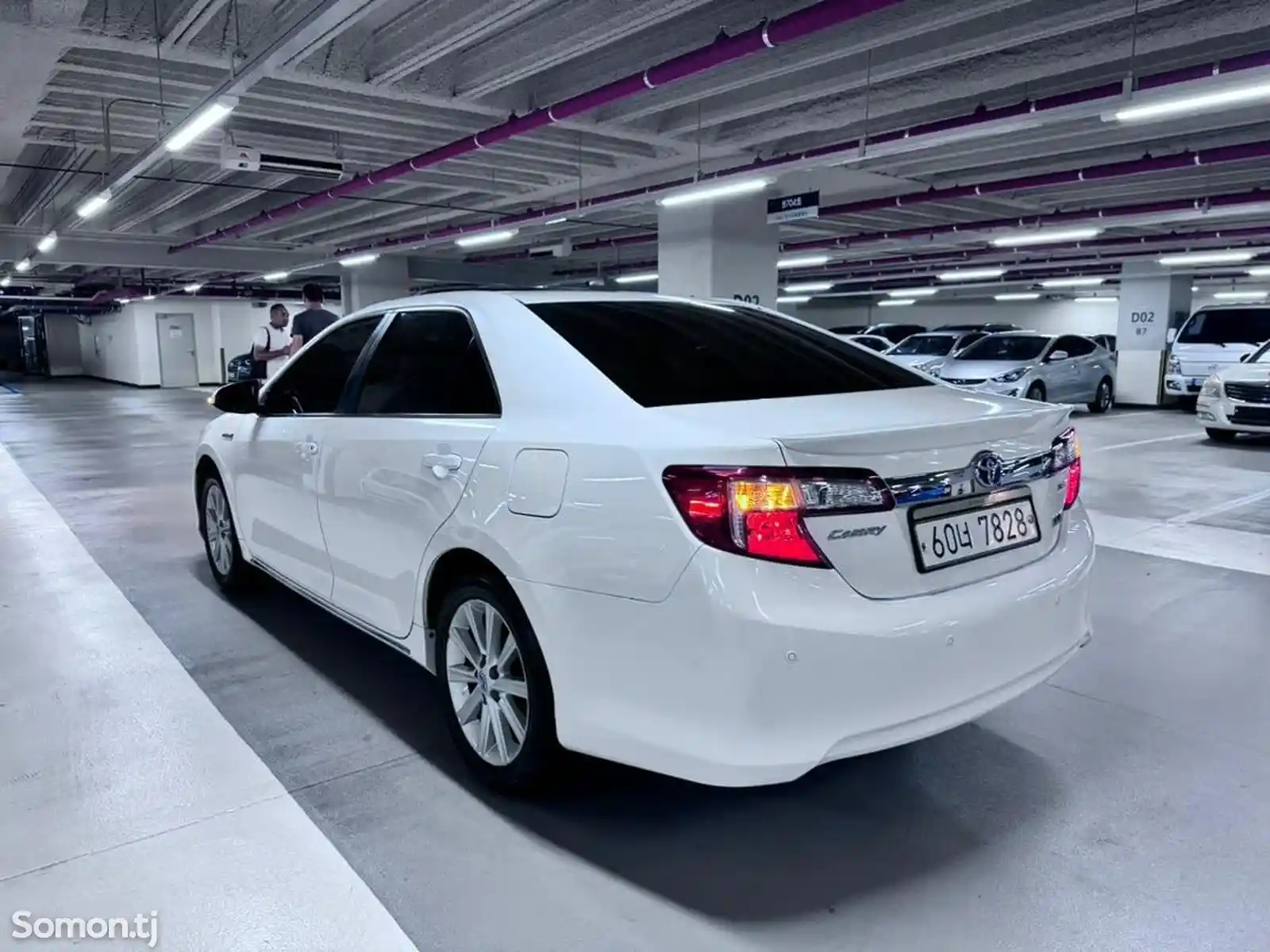 Toyota Camry, 2015-11