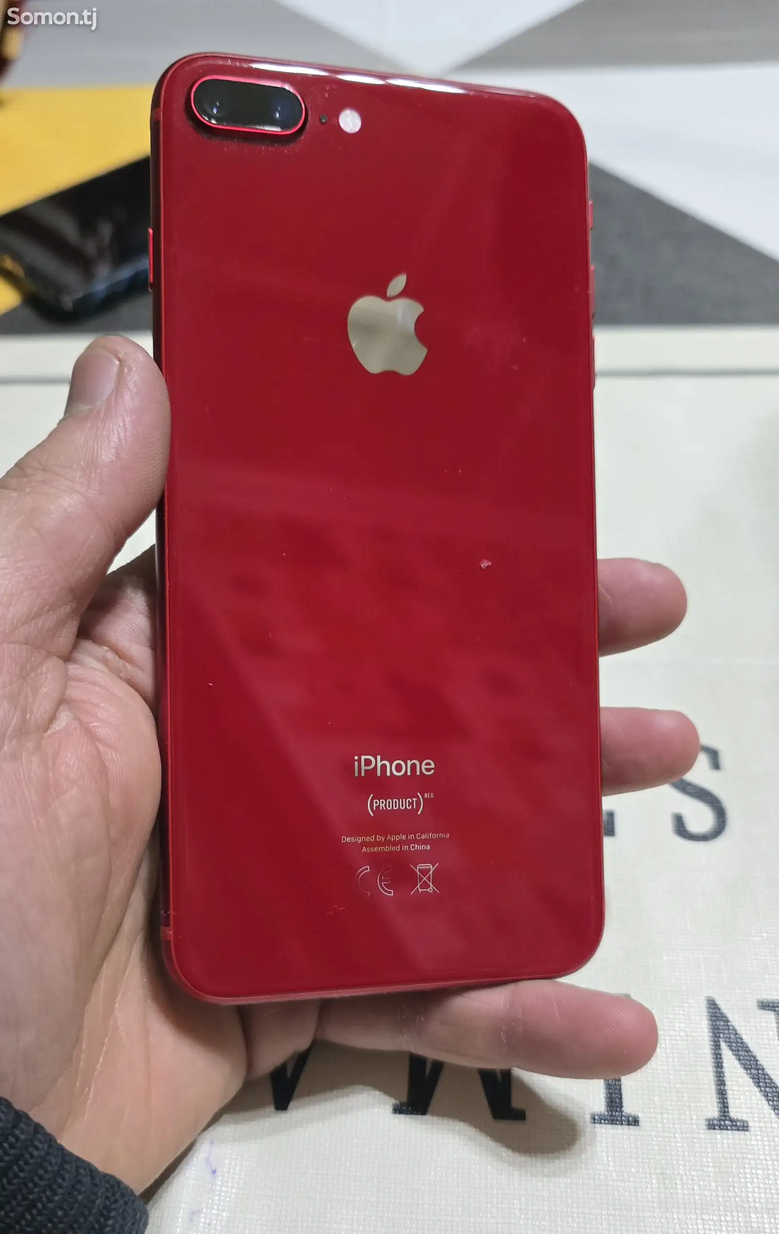 Apple iPhone 8 plus, 64 gb, Product Red-1