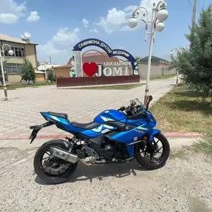 Мотоцикл Suzuki gsx r 250