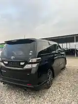 Toyota Vellfire, 2011-6