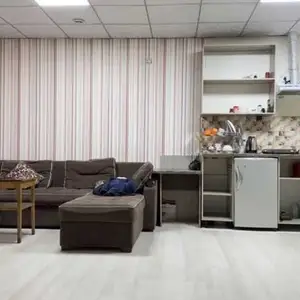 2-комн. квартира, Цокольный этаж, 75м², Шохмансур