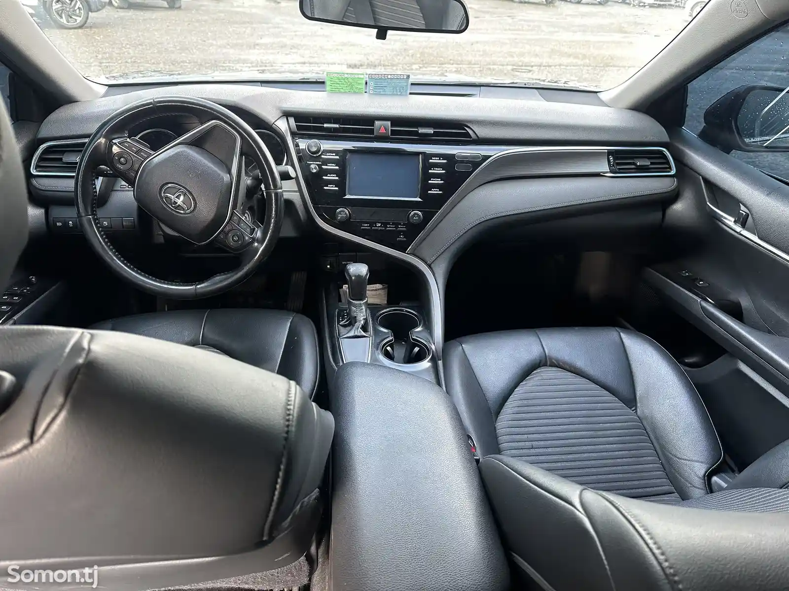 Toyota Camry, 2018-5