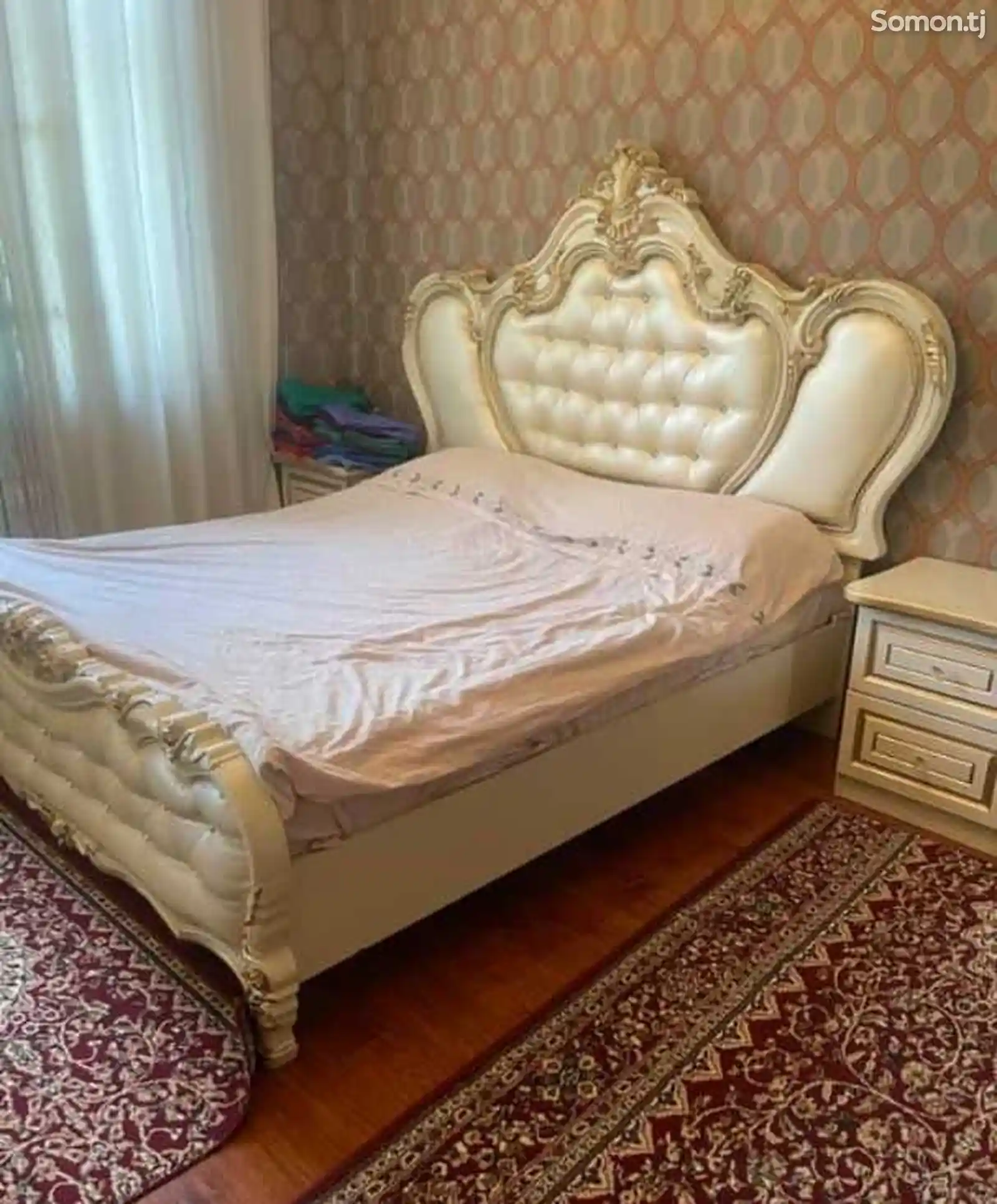 Кровать двухместная