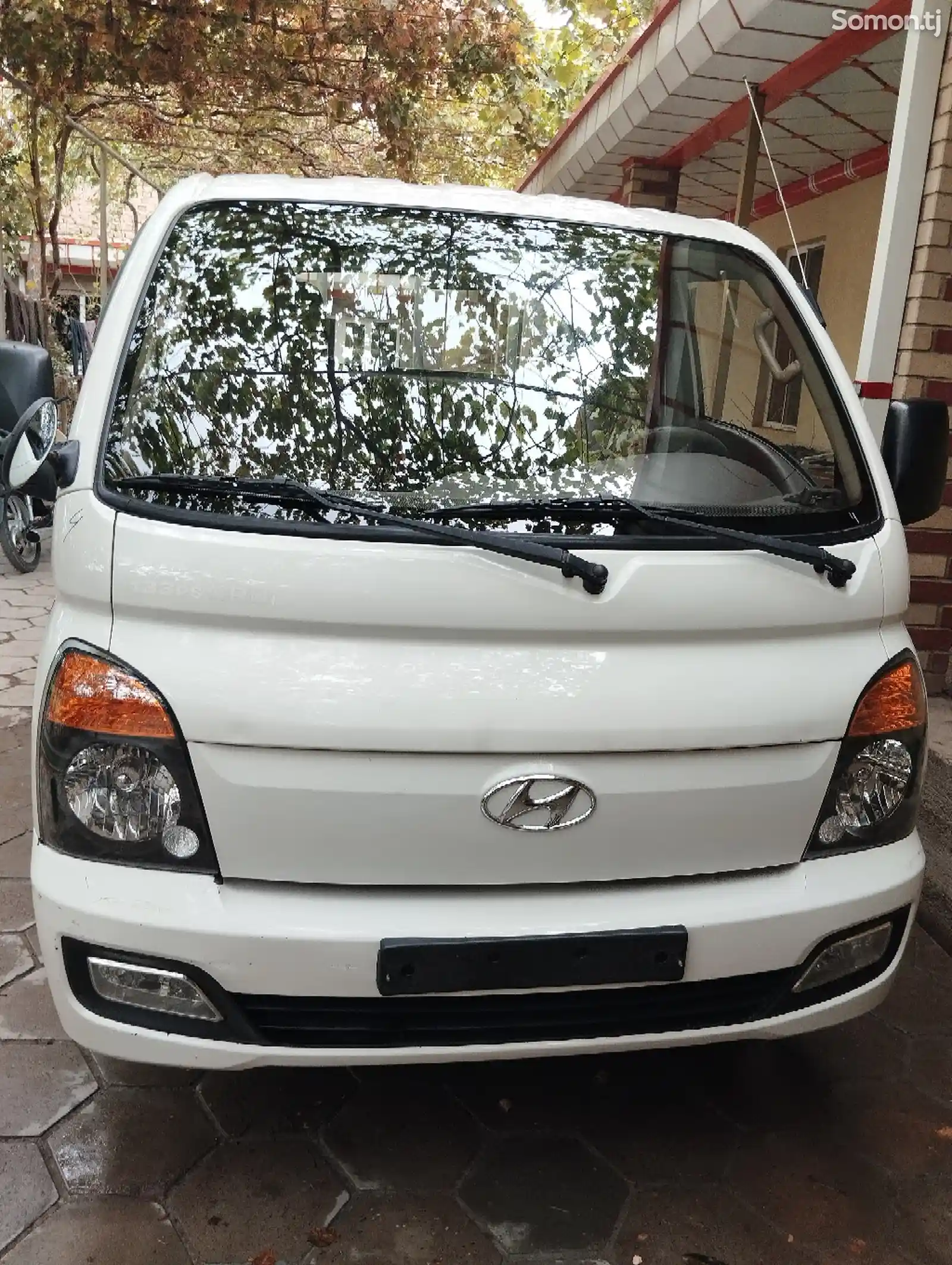 Бортовой автомобиль Hyundai Porter, 2014-1