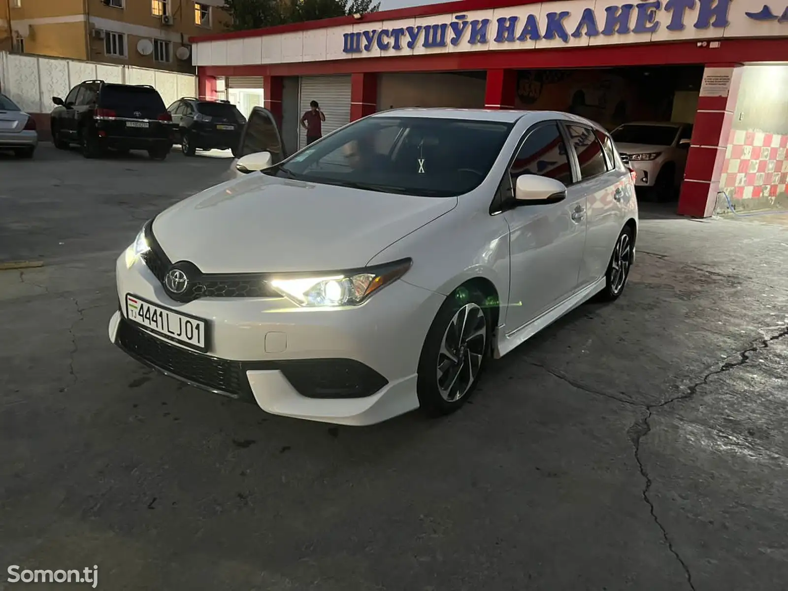 Toyota Corolla, 2016-1