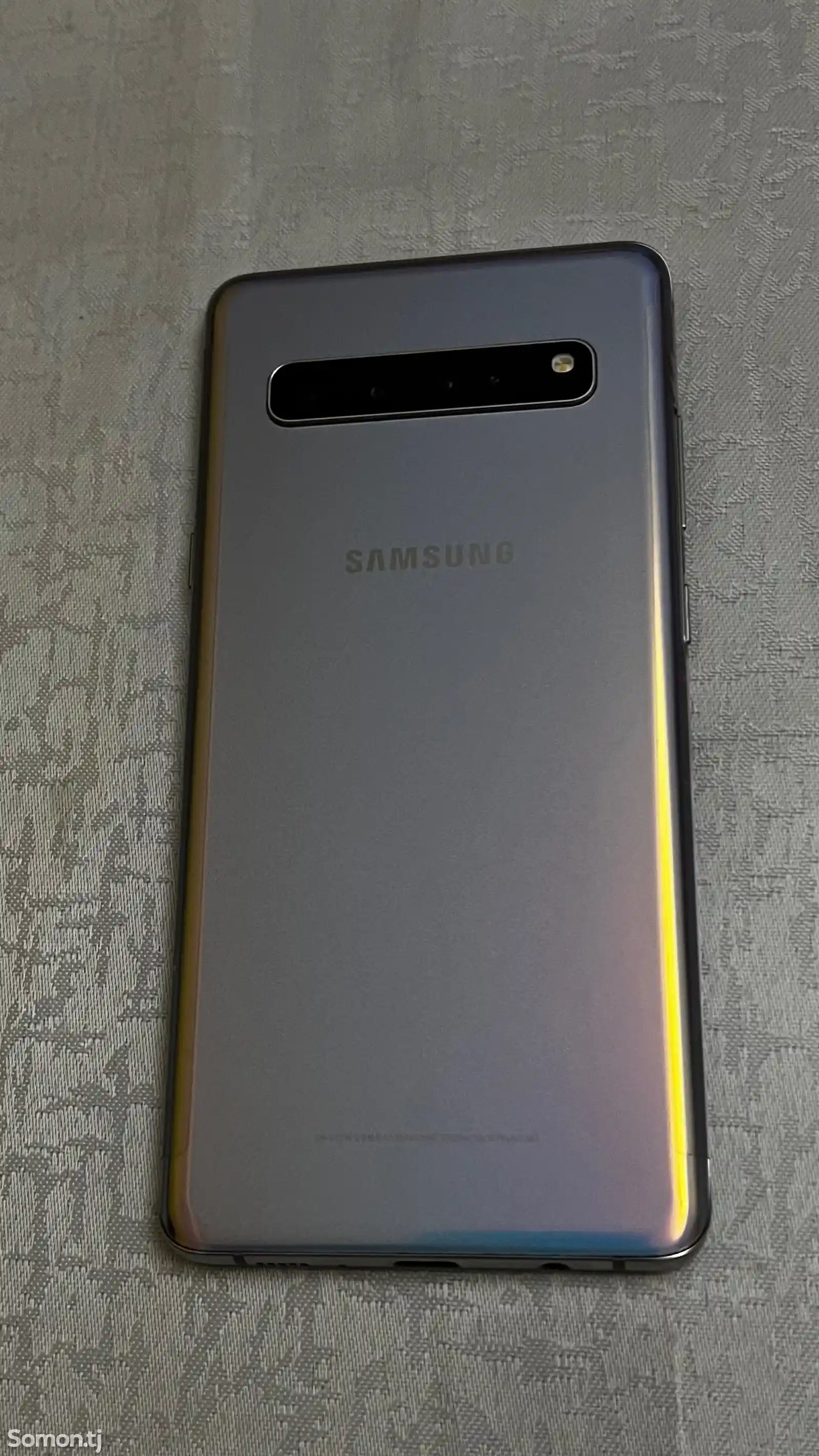 Samsung Galaxy S10 5G-2