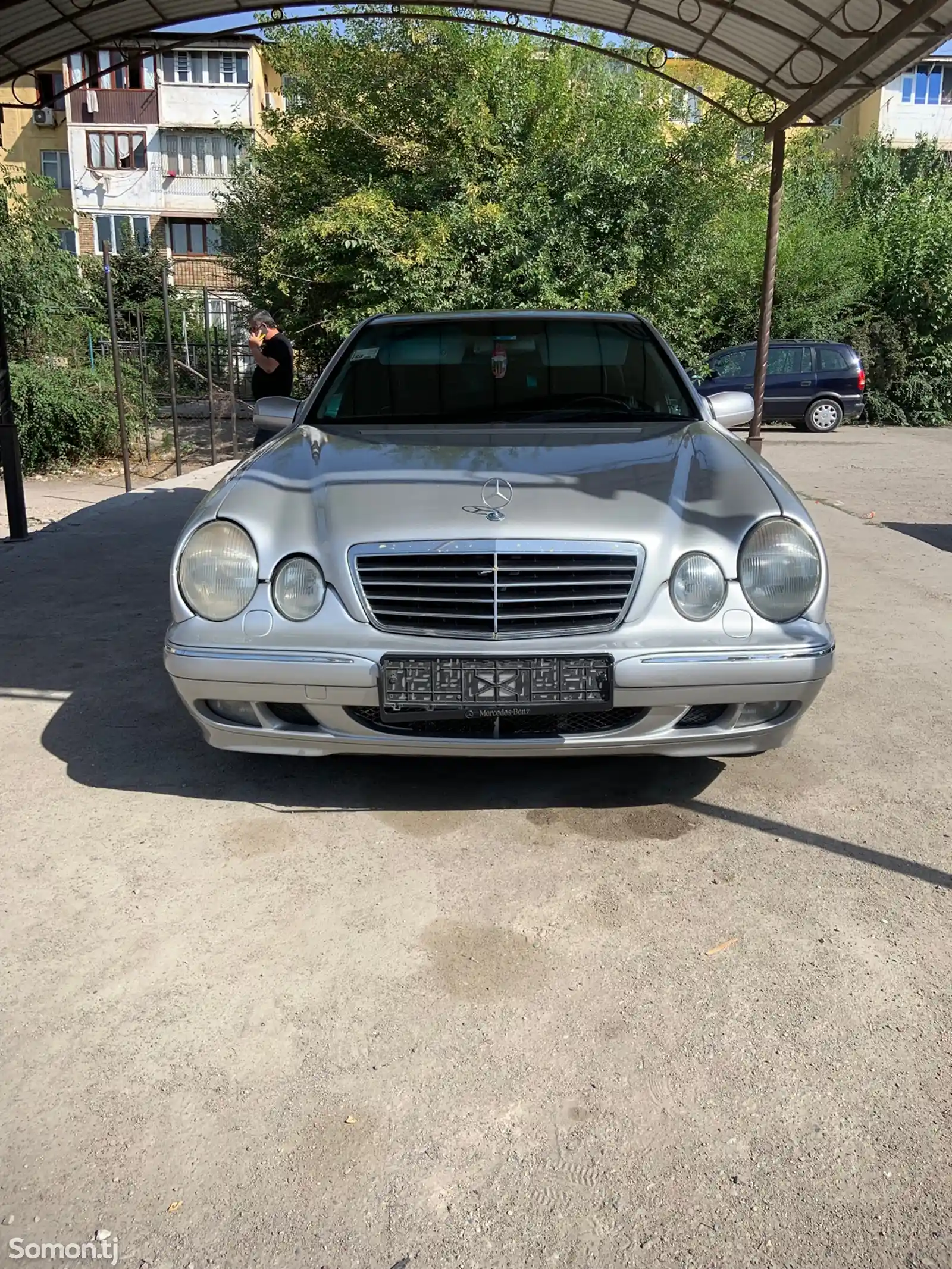 Mercedes-Benz E class, 2000-1