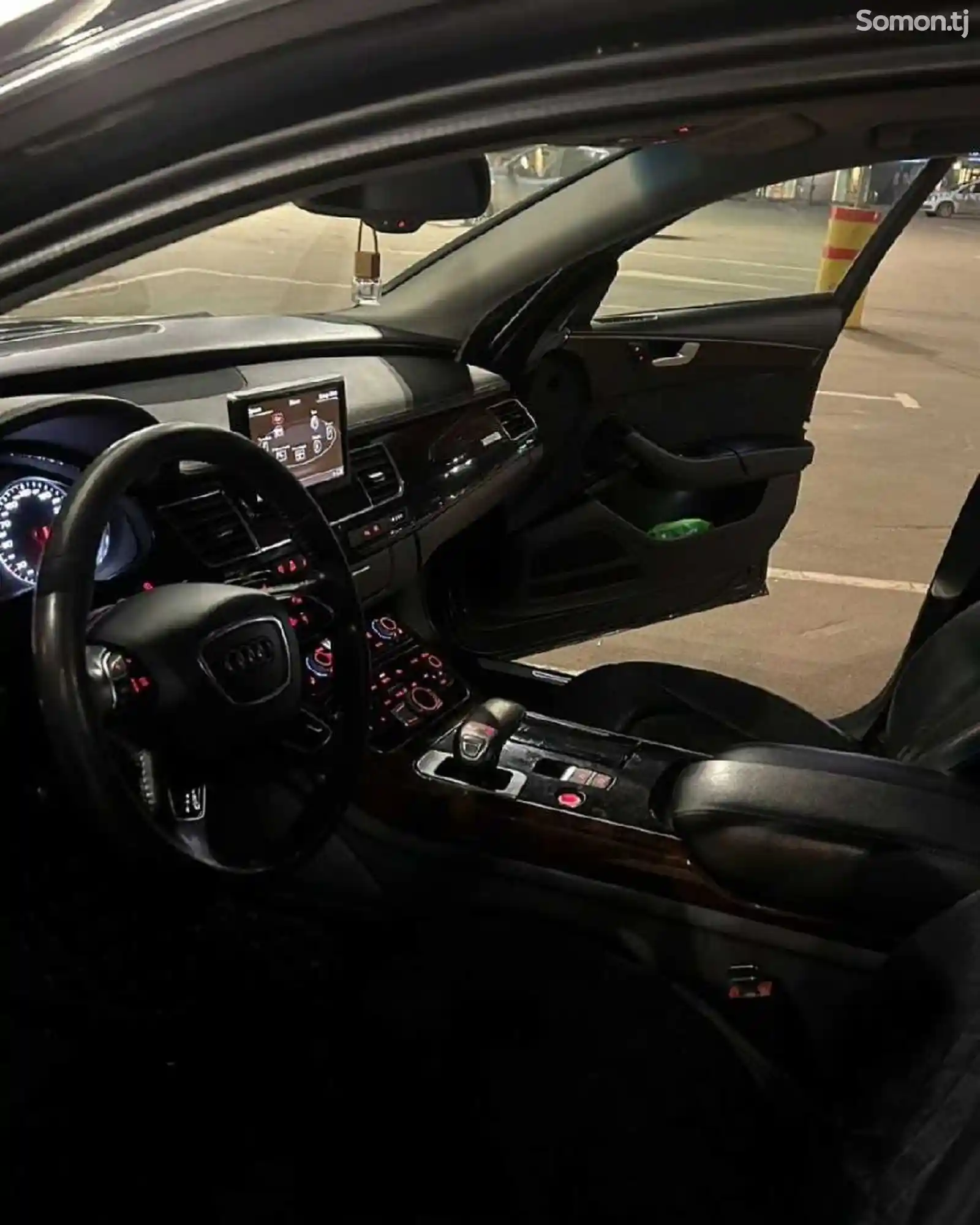 Audi A8, 2012-2