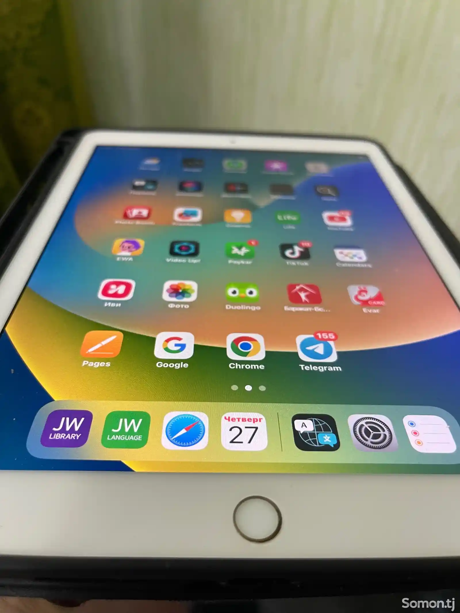 Планшет Apple iPad Pro 9,7 128гб Wi-Fi-8