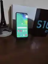 Samsung Galaxy S10E-3