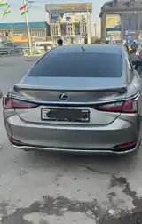 Lexus ES series, 2019-2