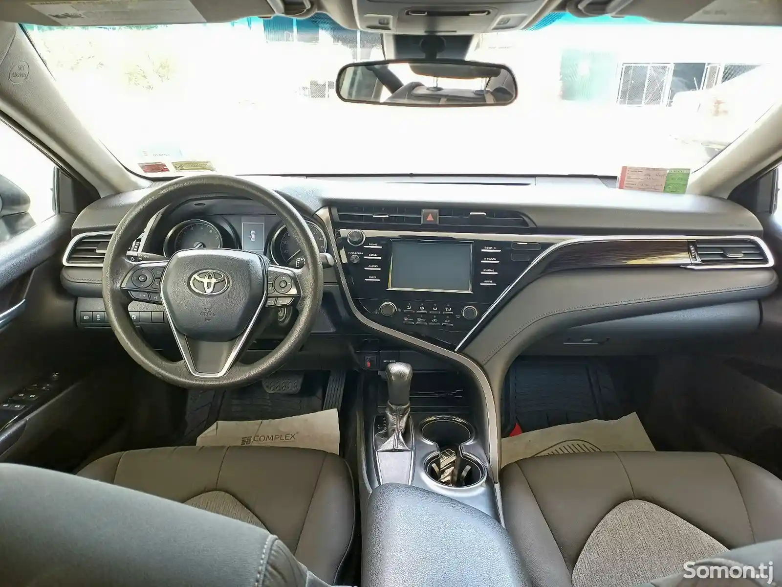 Toyota Camry, 2018-5