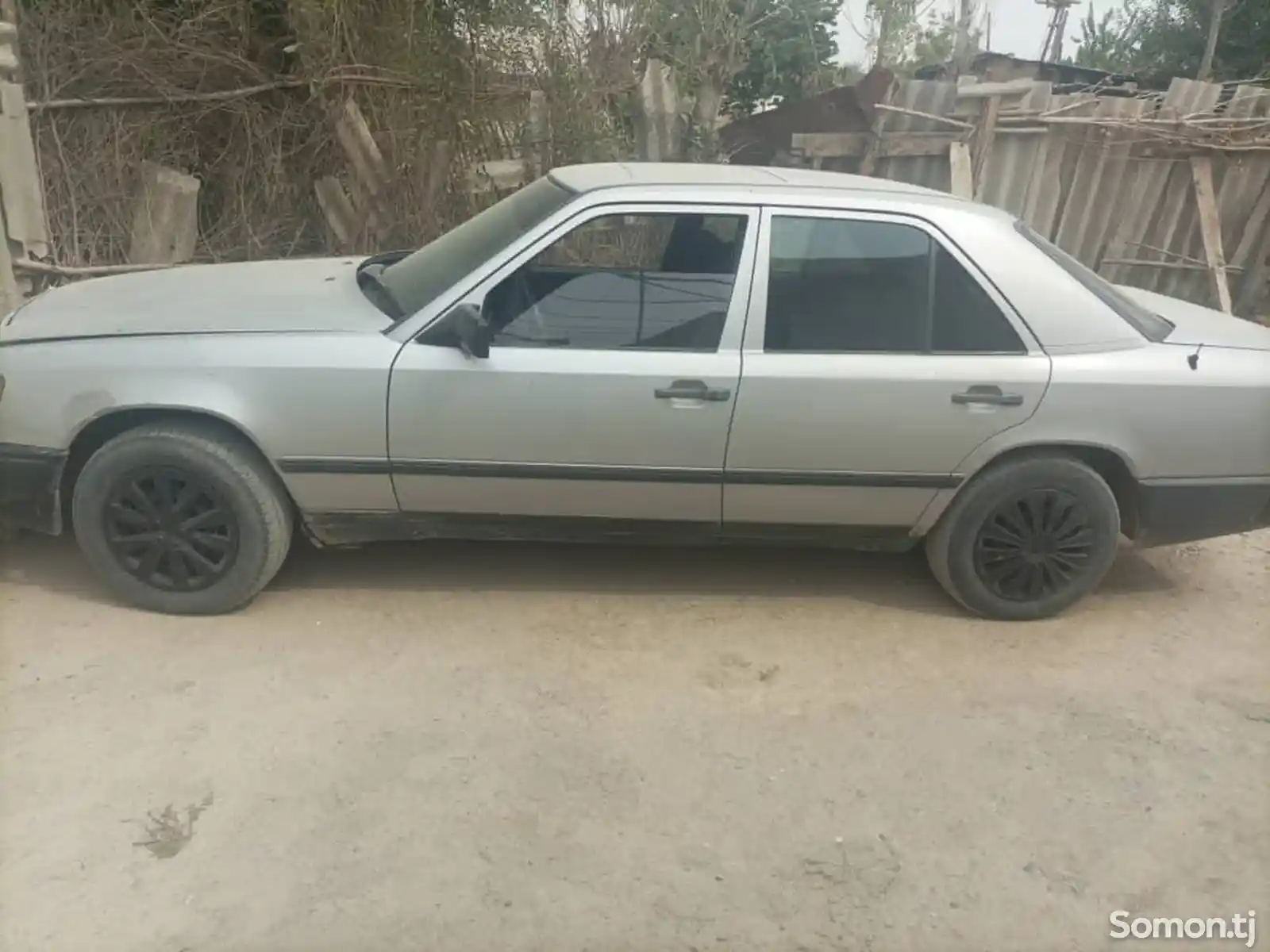 Mercedes-Benz W124, 1986-1