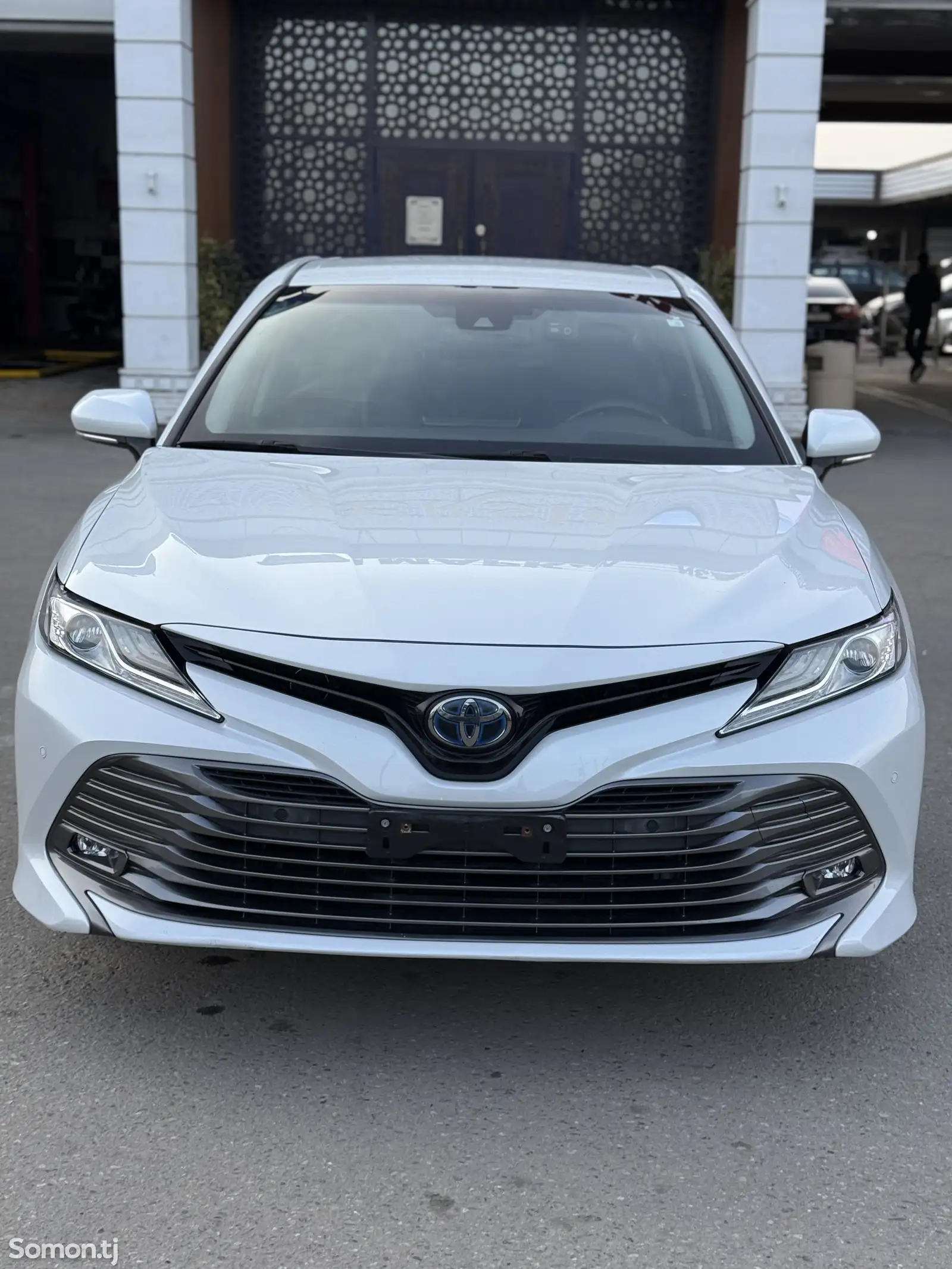 Toyota Camry, 2019-1