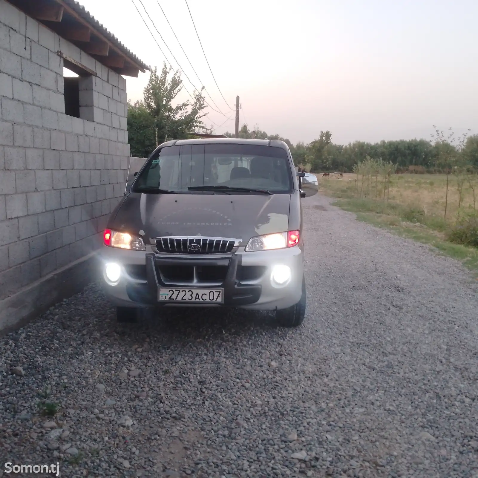 Микроавтобус Hyundai Starex , 2000