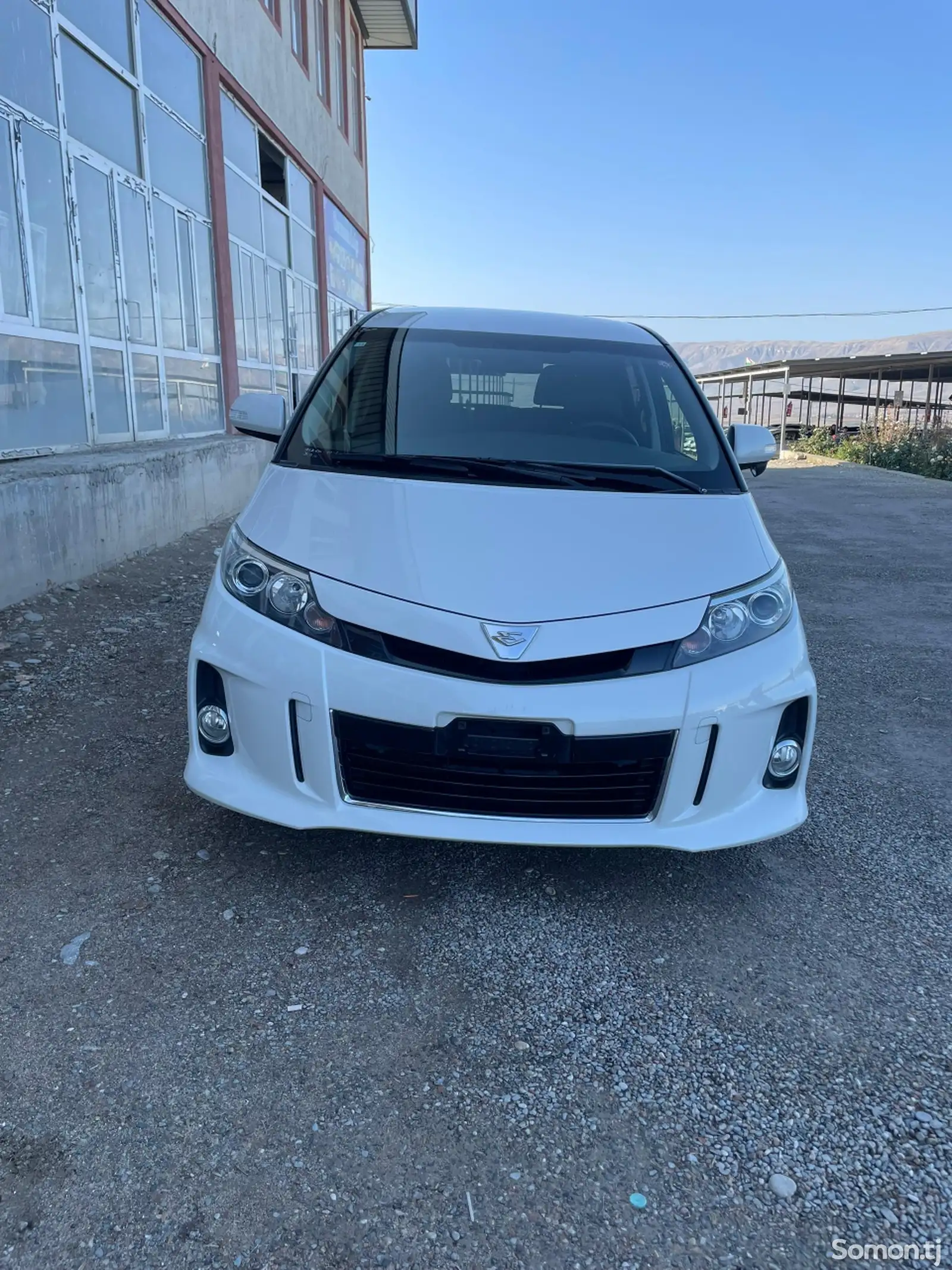 Toyota Estima, 2014-1