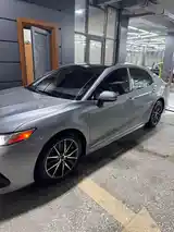 Toyota Camry, 2019-4