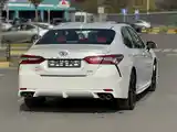 Toyota Camry, 2019-4