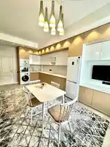 2-комн. квартира, 14 этаж, 121м², Дом печать-4