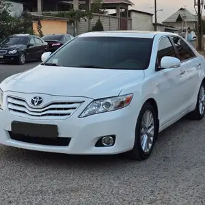 Toyota Camry, 2009