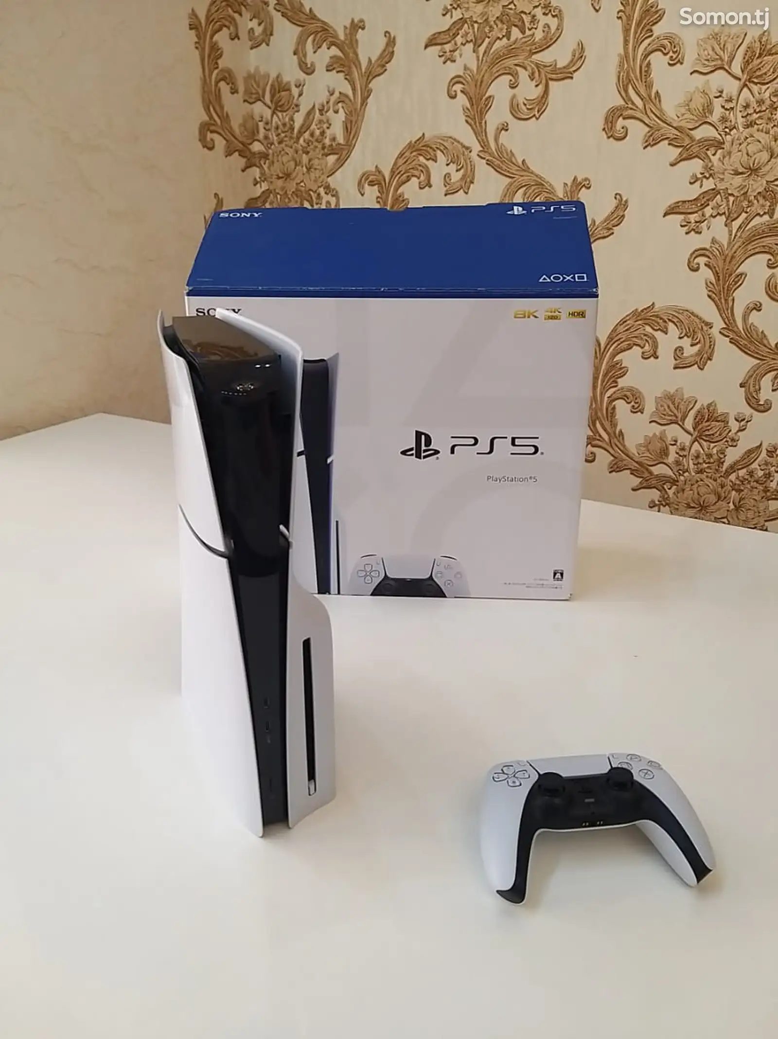 Игровая присавка Sony PlayStation 5 slim с дисководом-1