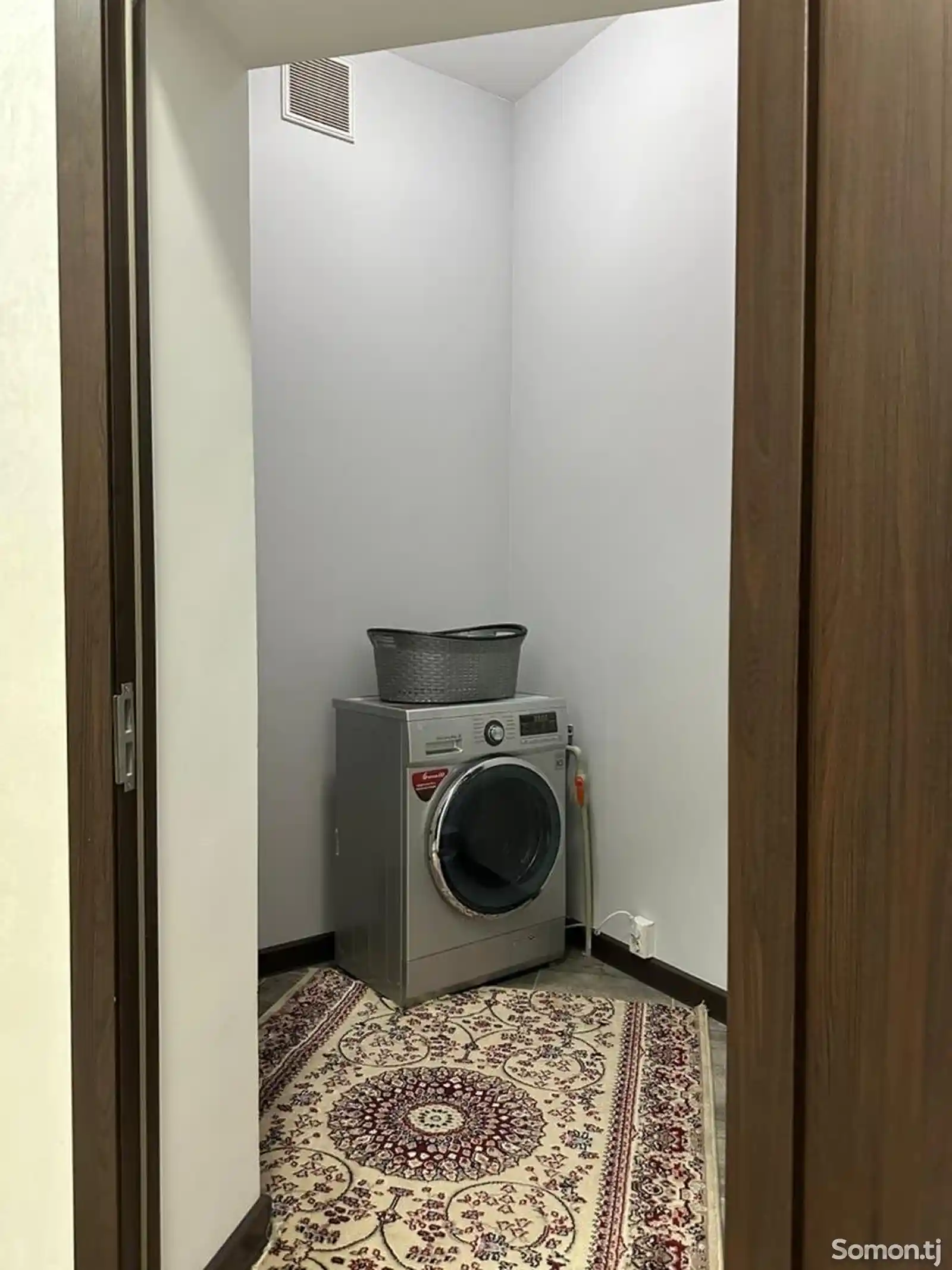 4-комн. квартира, 8 этаж, 140 м², поворот аэропорта-11