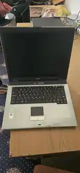 Ноутбук Acer-3