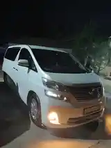 Toyota Vellfire, 2010-4