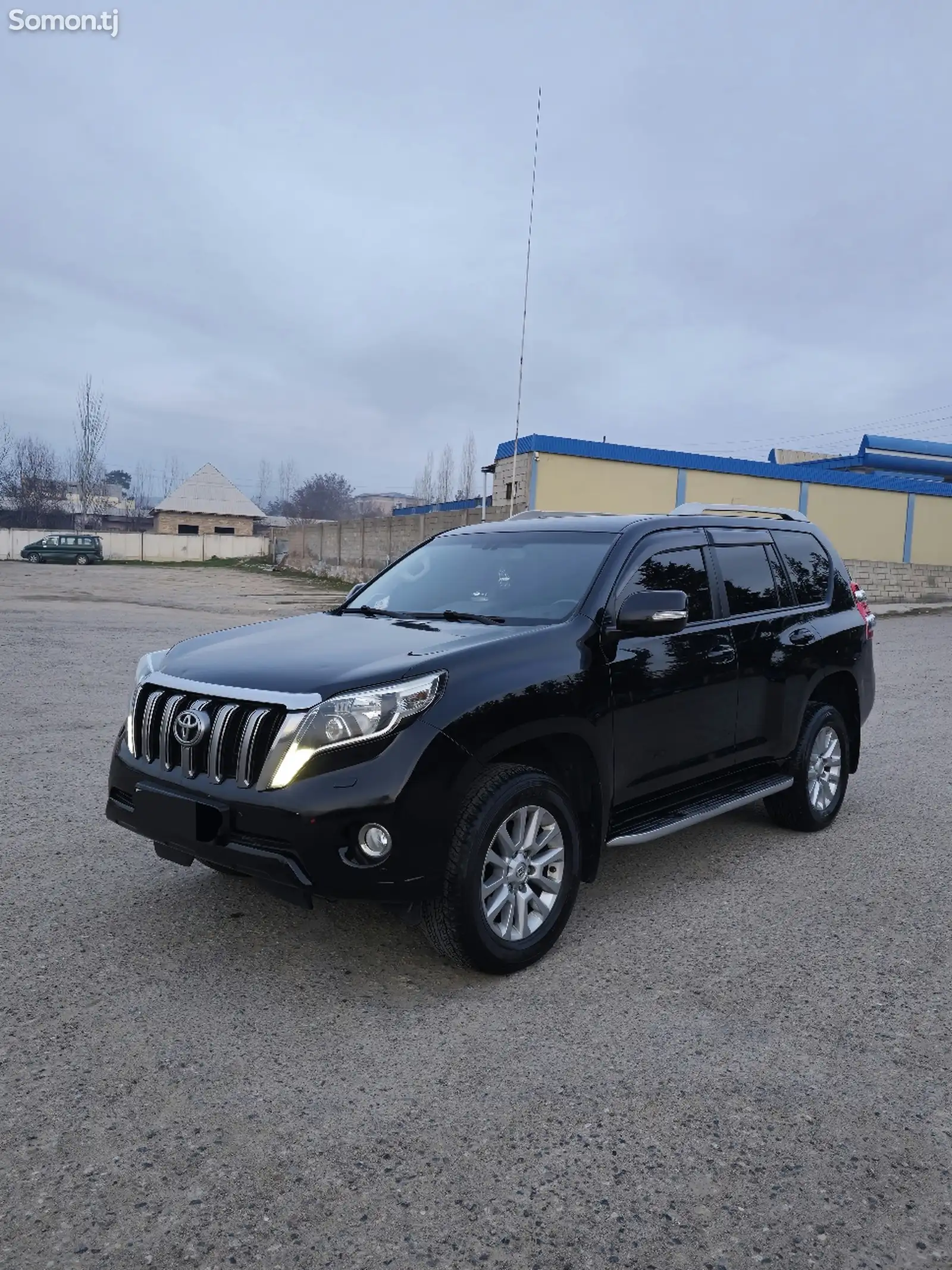 Toyota Land Cruiser Prado, 2017-1