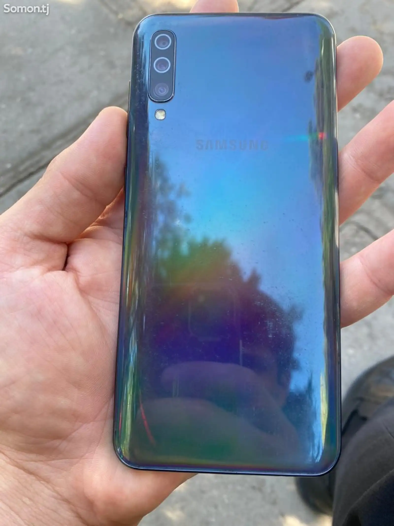 Samsung Galaxy A50-2