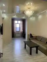 2-комн. квартира, 14 этаж, 60м², Дом печать-4