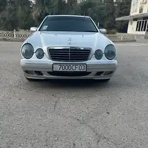 Mercedes-Benz E class, 2000