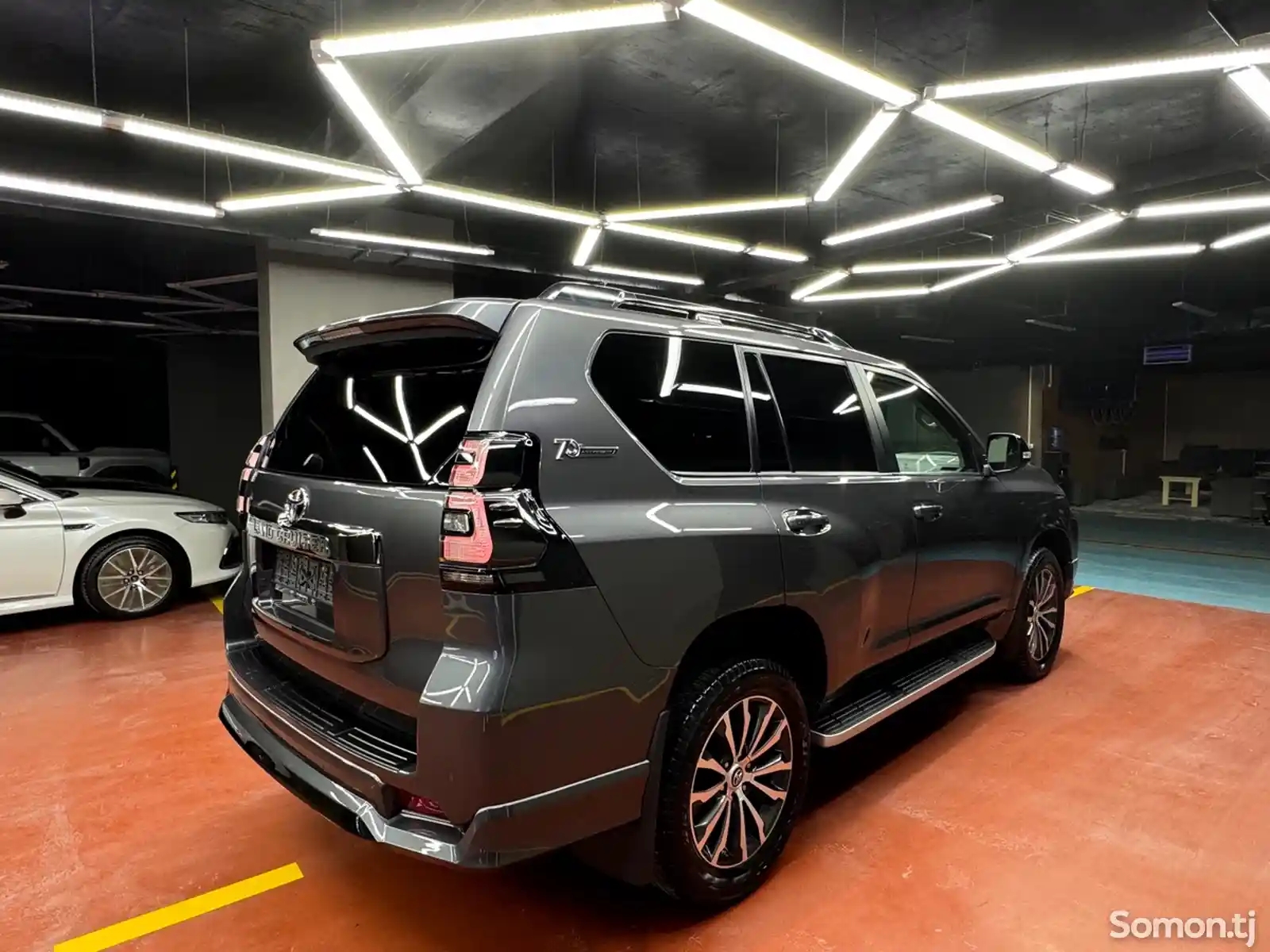 Toyota Land Cruiser Prado, 2022-8