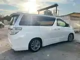 Toyota Vellfire, 2014-7