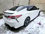 Toyota Camry, 2018-5