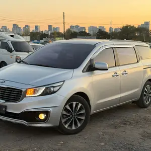 Kia Carnival, 2015