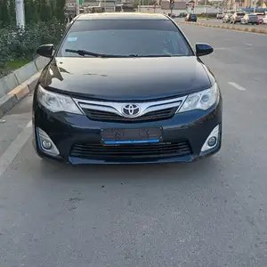 Toyota Camry, 2014