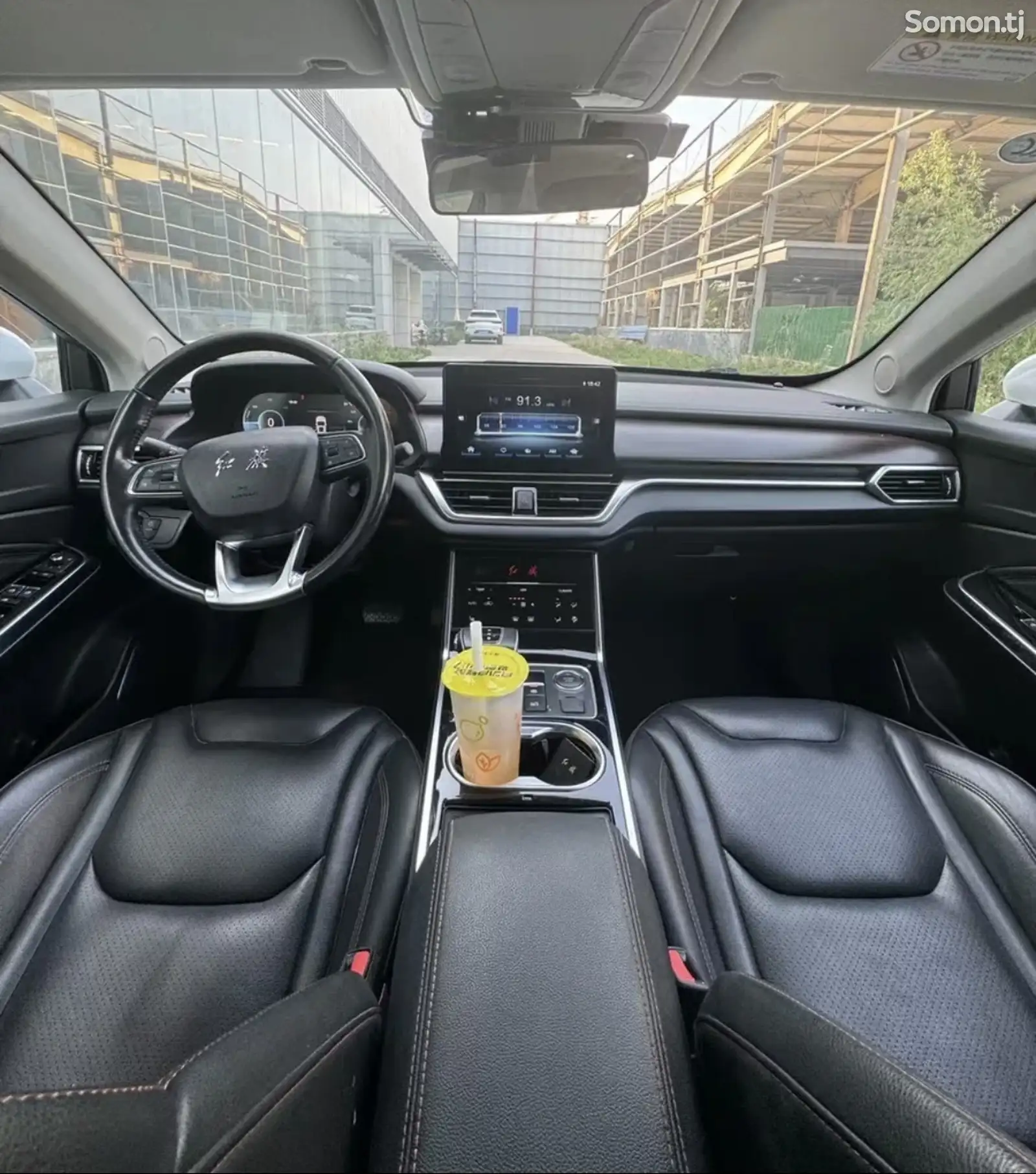 Hongqi E-HS3, 2019-6