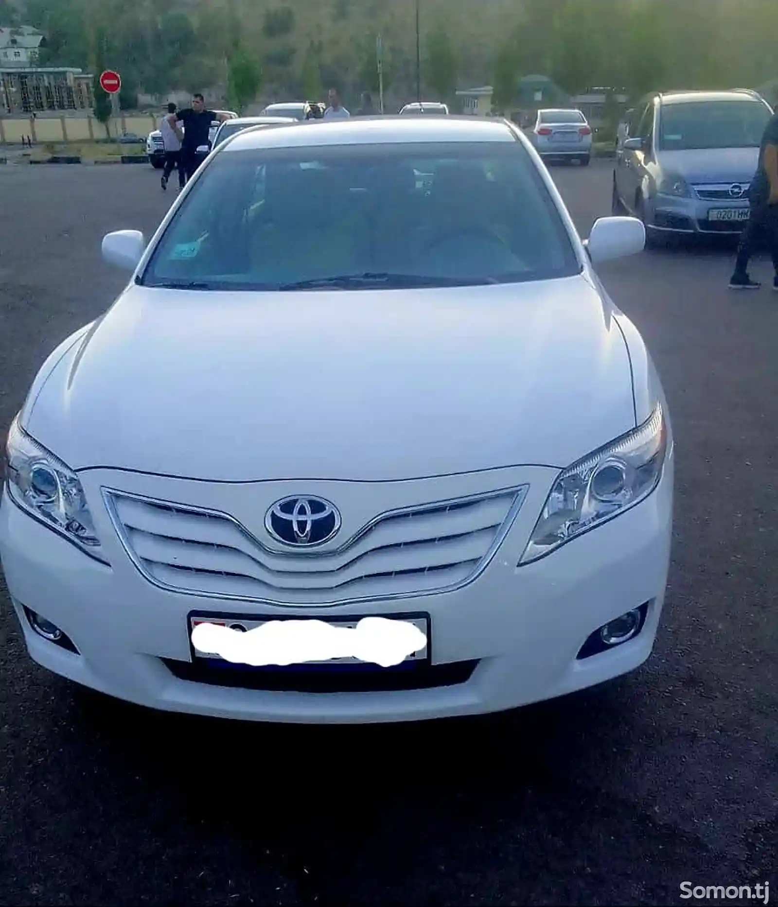 Toyota Camry, 2010-1