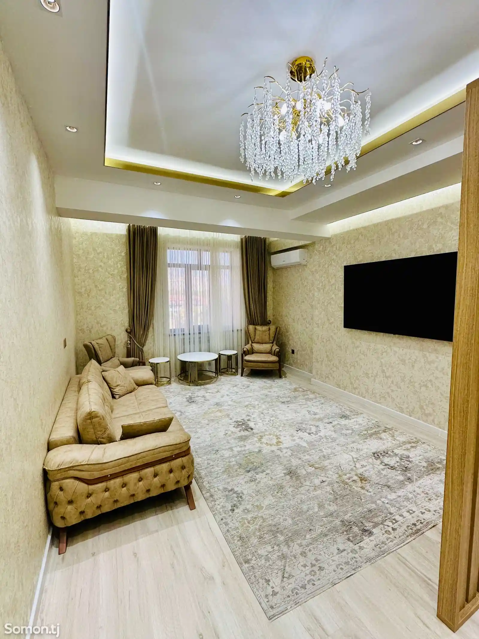 2-комн. квартира, 7 этаж, 80м², Дом печати-1