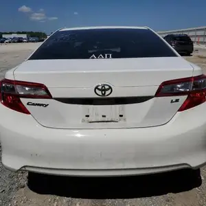 Toyota Camry, 2014