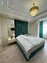 2-комн. квартира, 12 этаж, 90 м², Дом печать-9