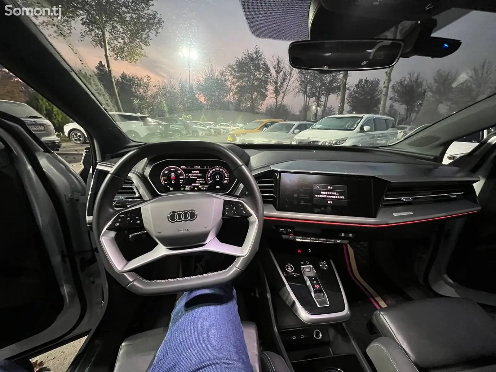 Audi Q4, 2023-1