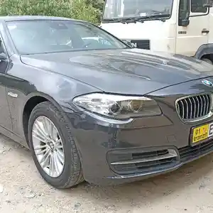 BMW 5 series, 2015