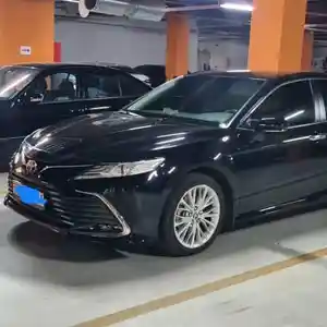 Toyota Camry, 2021