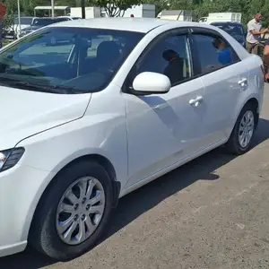 Kia Forte, 2010