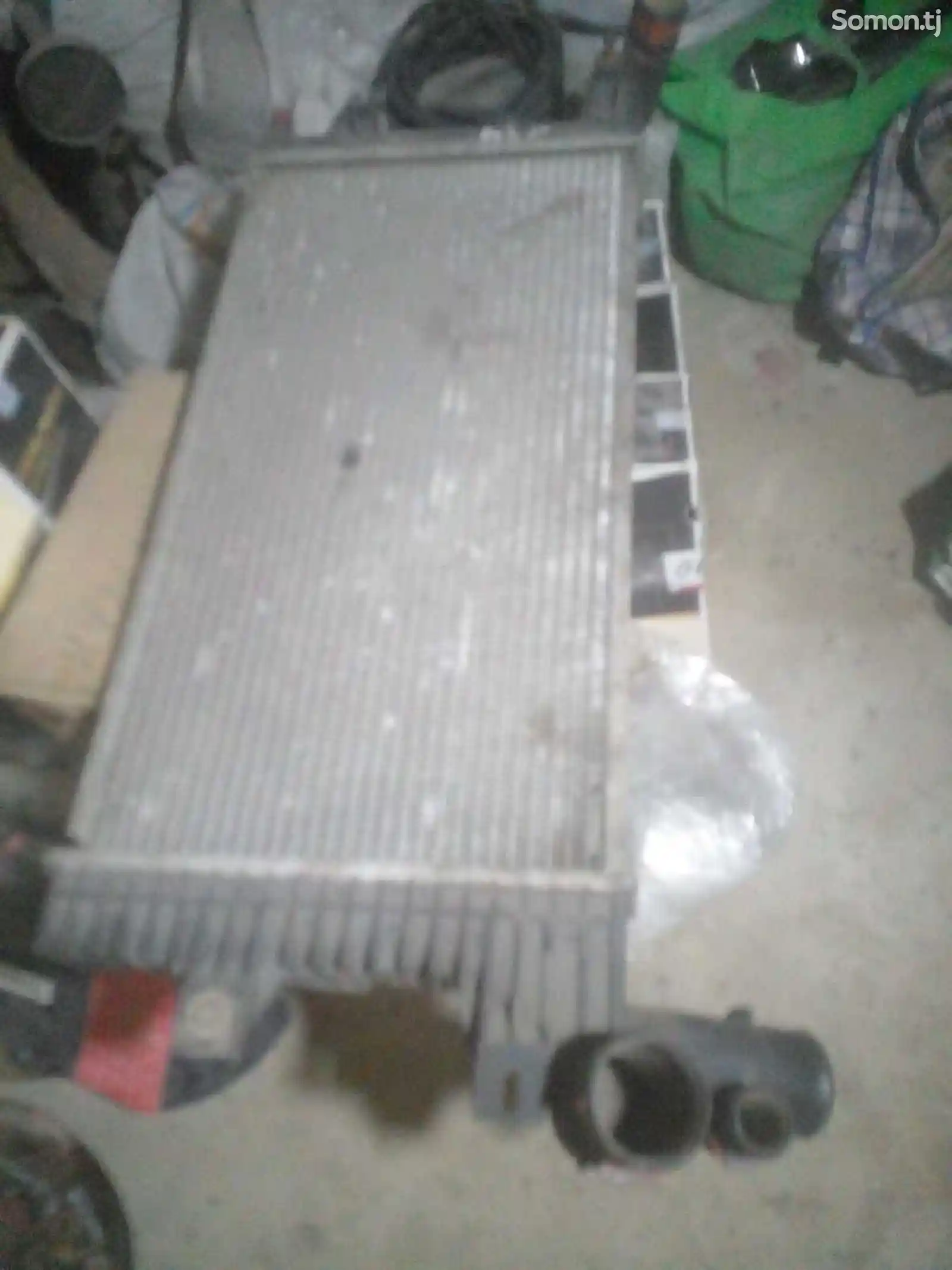 Радиатор от Mercedes Benz Atego